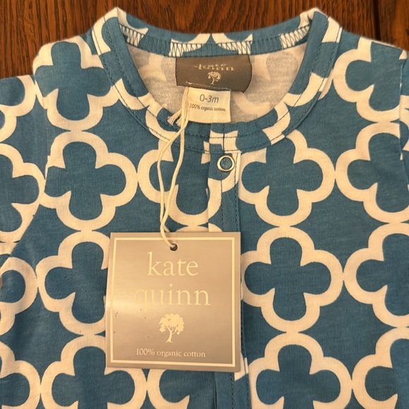 Kate Quinn Blue Print Sleeper, Hat, and Blanket - Picture 2 of 4